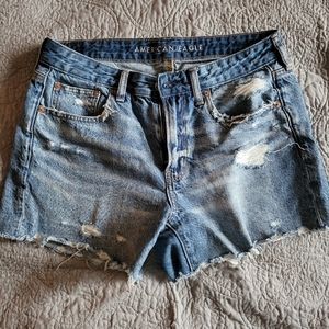 American Eagle Tomgirl Midi shorts size 8